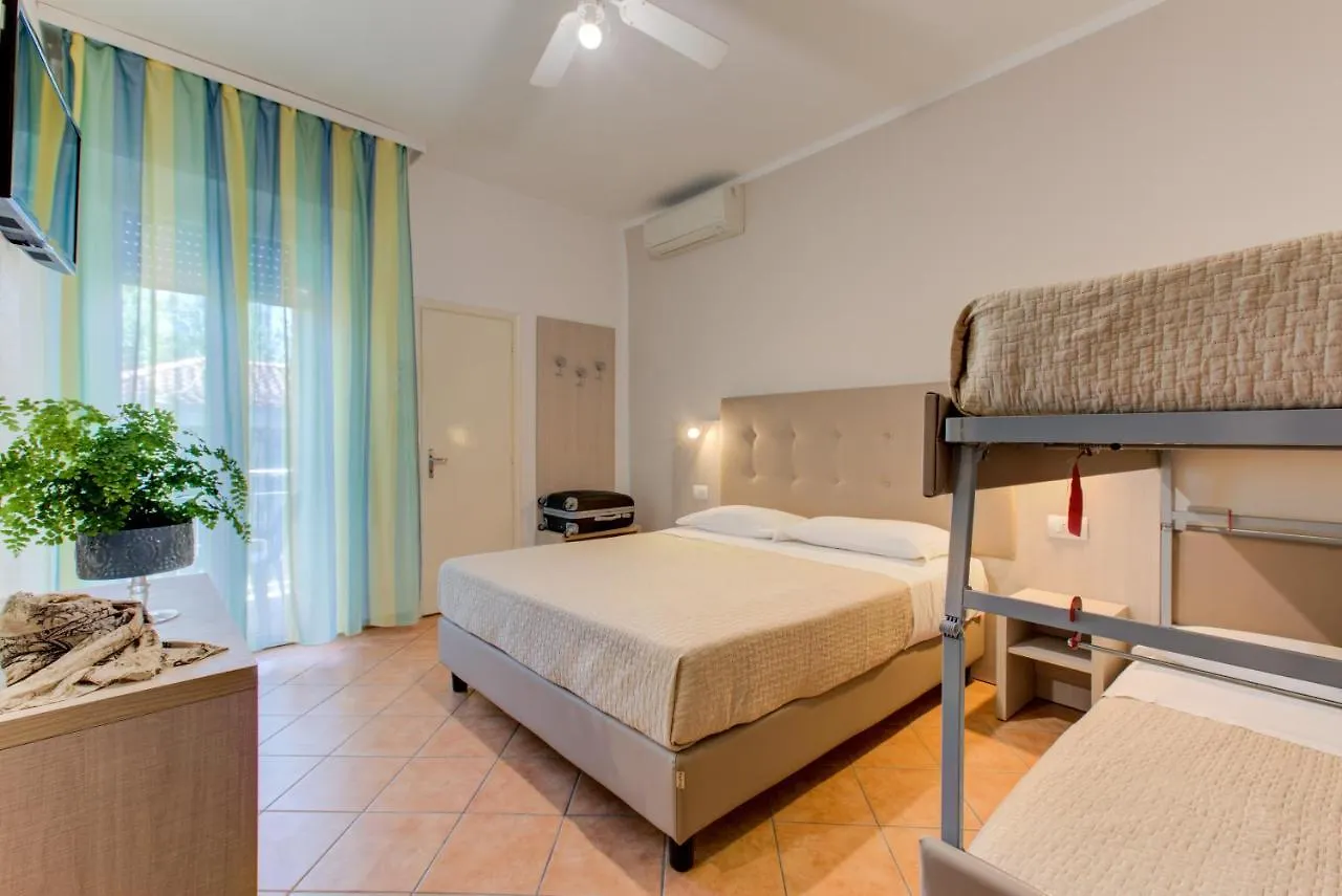 **  Hotel Cimarosa Риччоне Италия