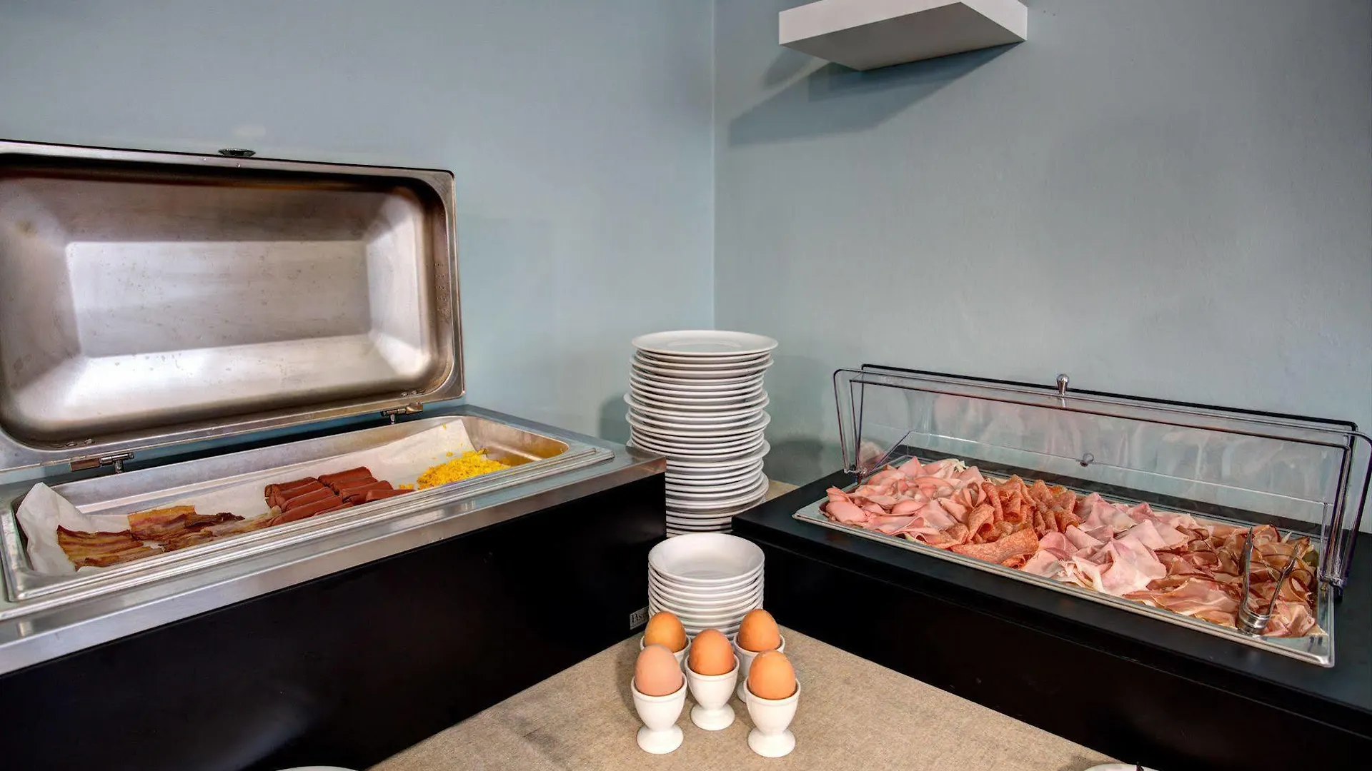 **  Hotel Cimarosa Riccione Italy